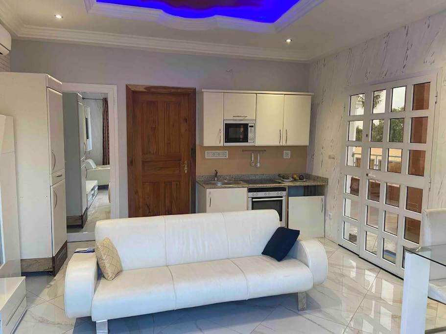 Appartement Altona Lomé Eksteriør bilde