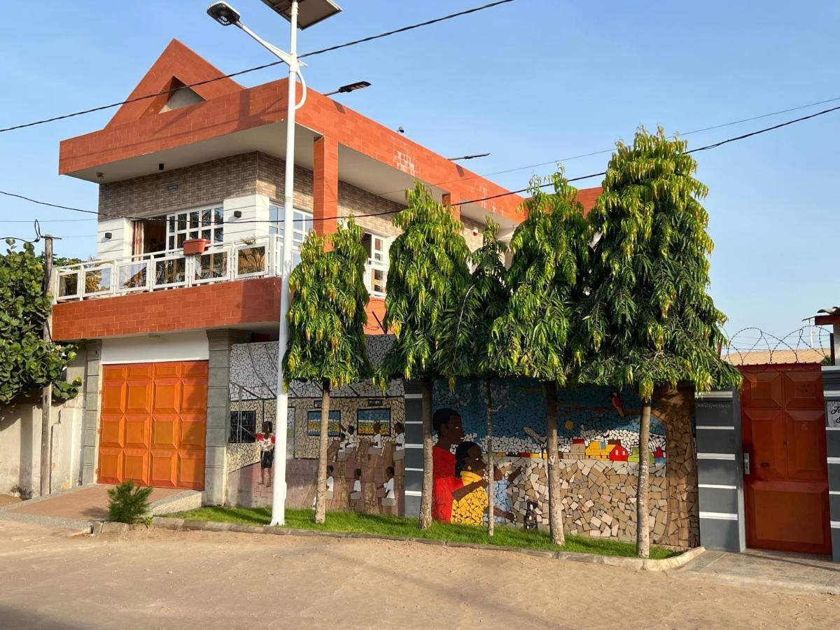 Appartement Altona Lomé Eksteriør bilde
