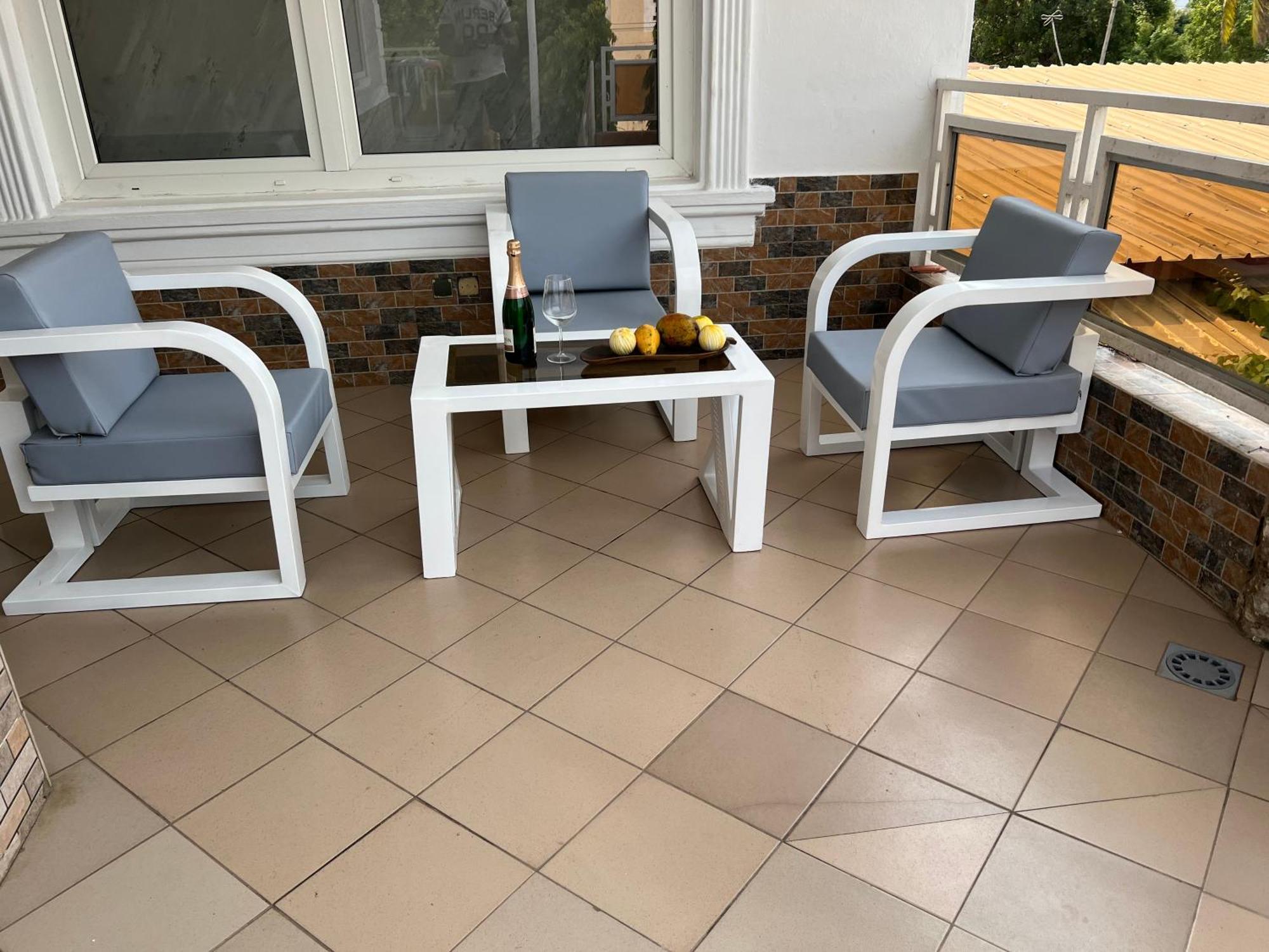 Appartement Altona Lomé Eksteriør bilde